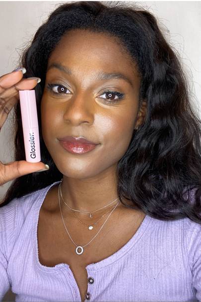 We were the first people to try Glossier’s newest Ultralip and we are SHOOK 7 We were the first people to try Glossier’s newest Ultralip and we are SHOOK