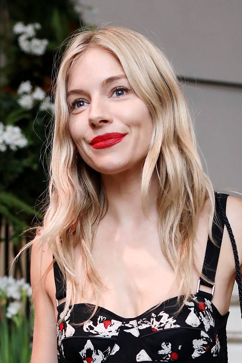 Celebrities Wearing Red Lipstick Best Red Lips Makeup Shades Glamour Uk