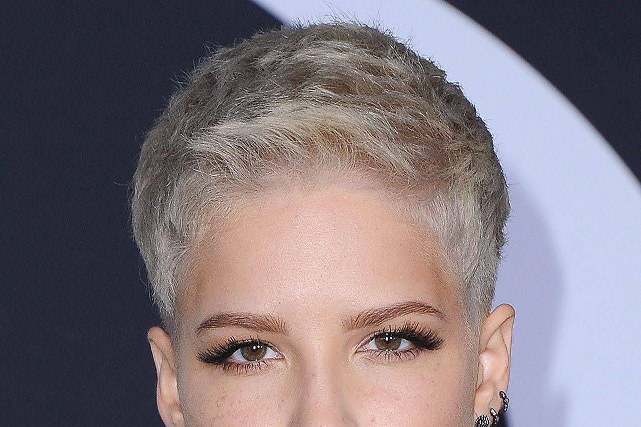 Pixie Cut Celebrity Pixie Cuts Hairstyles Short Hair Trends