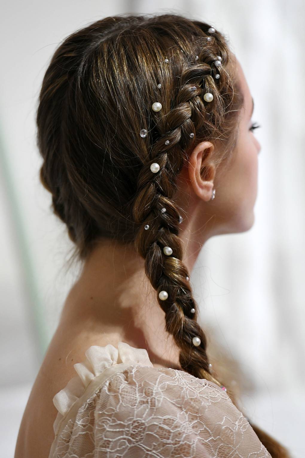 Pearl Hair Accessories The 2020 PearlSpeckled Hair Trend Glamour UK