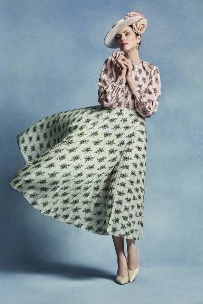 Shop from this list of what to where and dress appropriately for a job interview in any industry