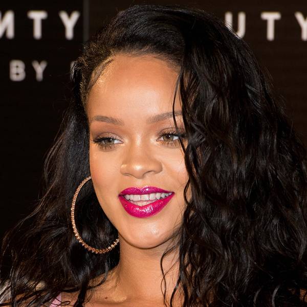 Rihanna Hair Colours & Hairstyles: From Short Red To Long Blonde ...