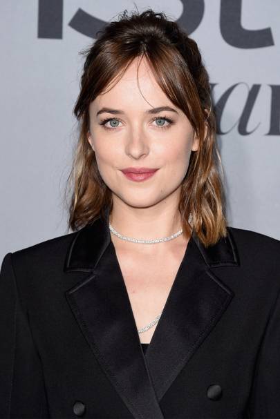 Dakota Johnson Best Beauty Hair Makeup Looks Glamour Uk