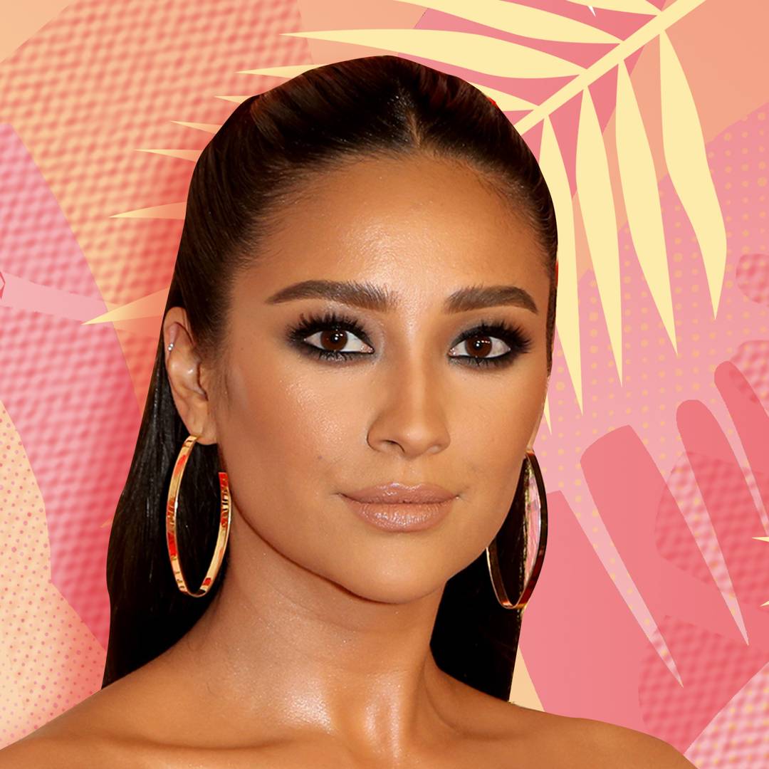 Image: How to pull off an epic smoky eye like the A-listers (just in time for party season)