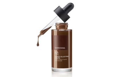 A formula that darkens your foundation if you've got the wrong shade