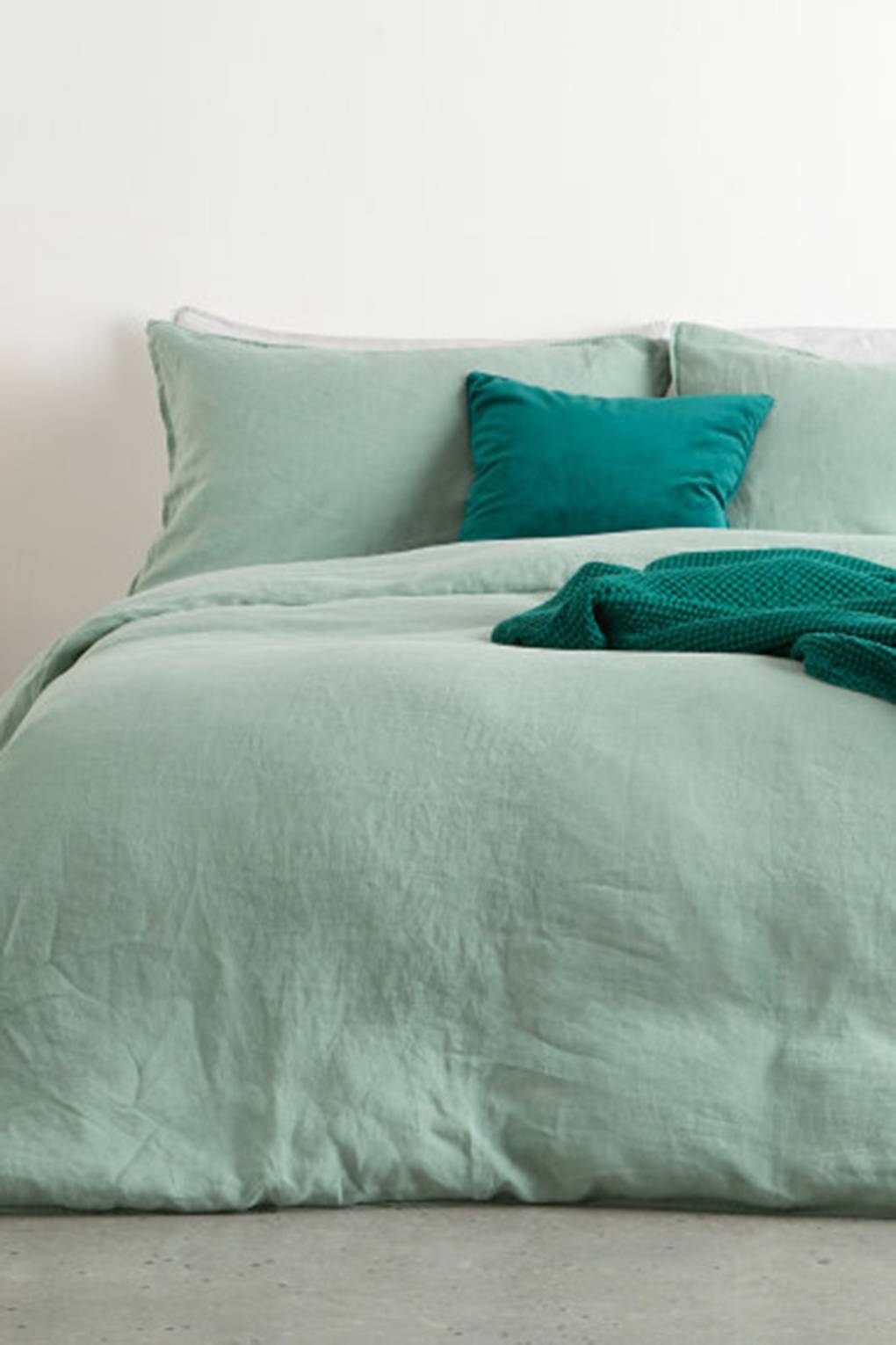 25 Best Duvet Covers Stylish Bedding Sets To Shop Glamour Uk Our classic emperor duvet cover set looks beautiful in any bedroom. best duvet covers stylish bedding sets