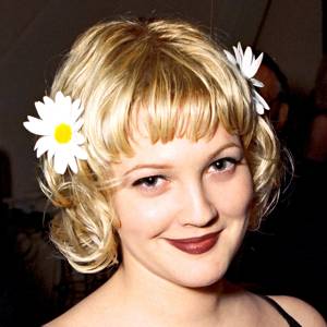 Drew Barrymore’s hair: short, balayage and her natural hair colour ...