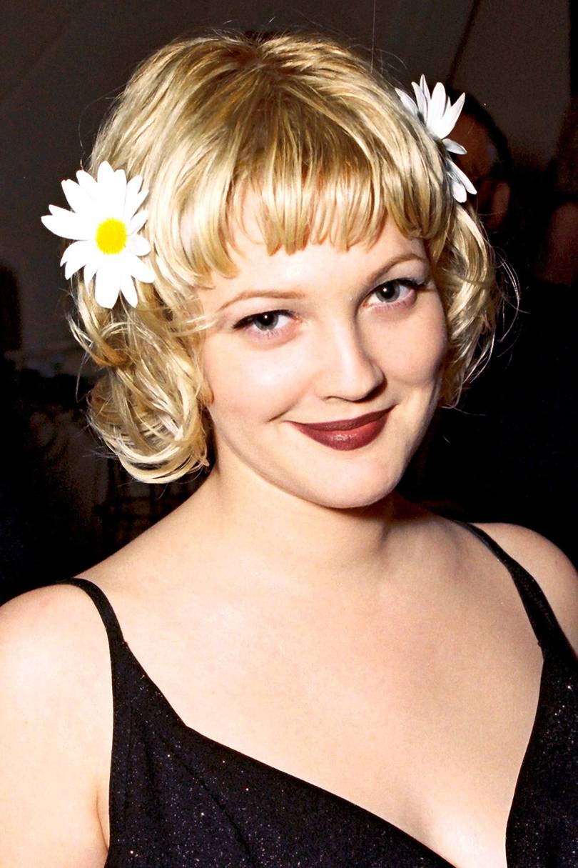 Drew Barrymore’s hair: short, balayage and her natural hair colour ...