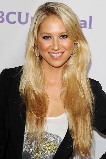 anna kournikova celebrity haircut hairstyles