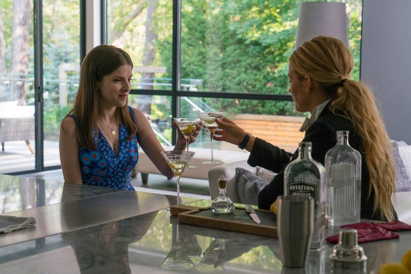 Anna Kendrick And Blake Lively 'A Simple Favour' Kissing Scene | Glamour UK