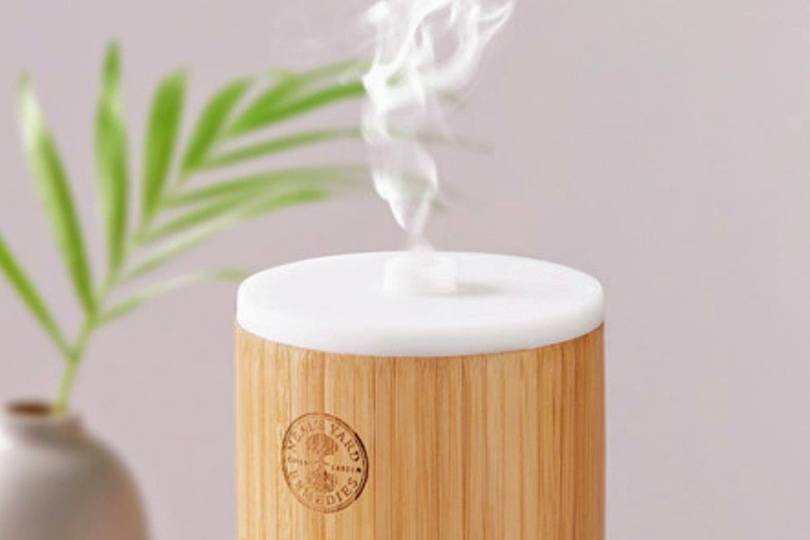 9 Best Essential Oil Diffusers To Reduce Anxiety & Make Your Home Smell