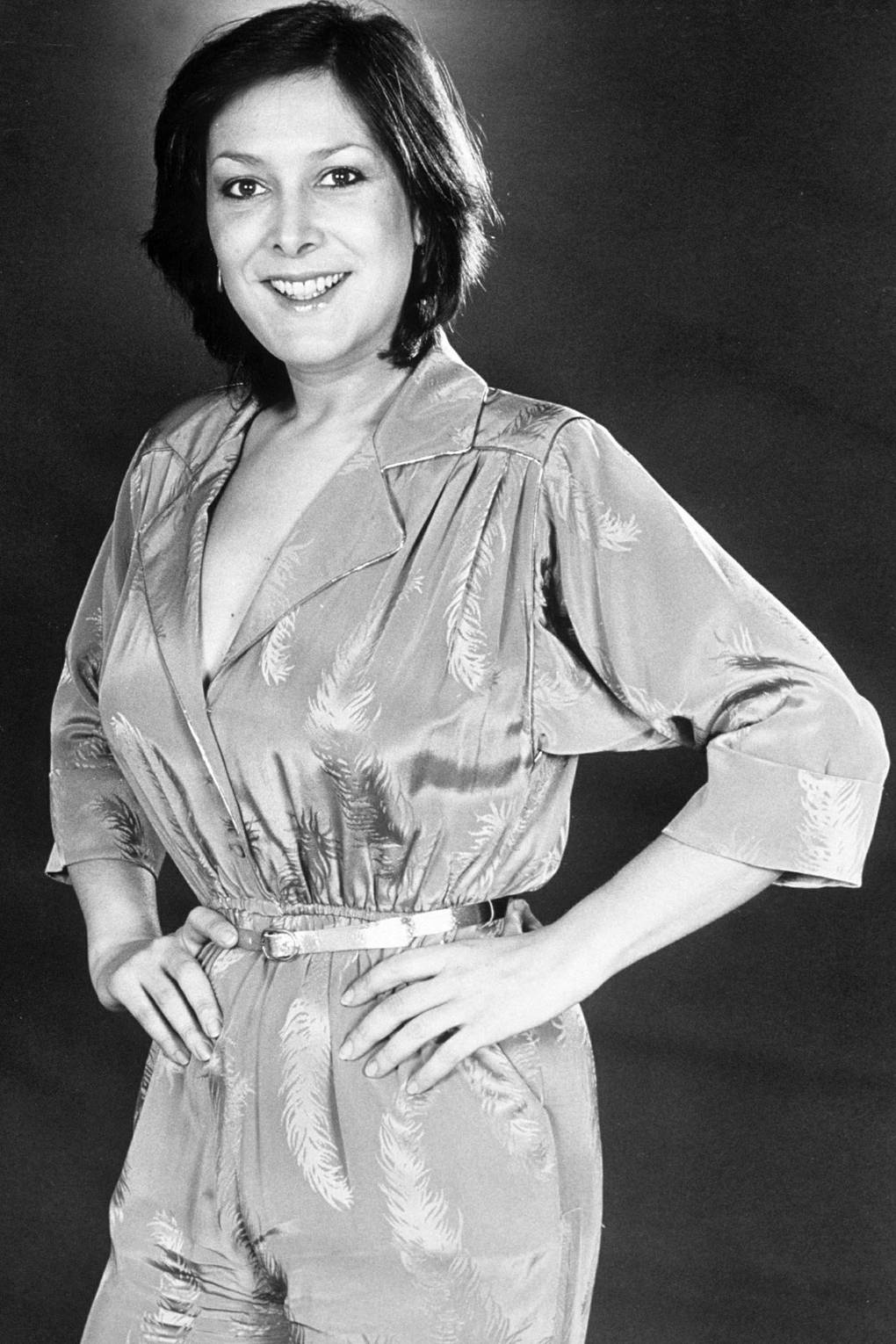 Lynda Bellingham Dead at aged 66: Memoir Autobiography | Glamour UK