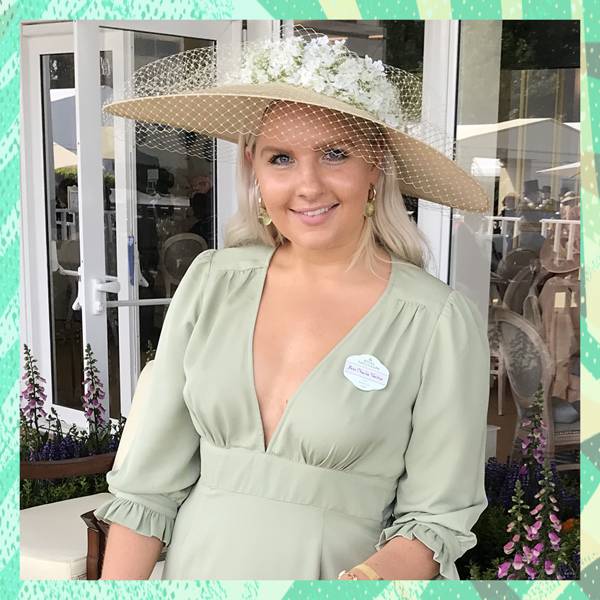 what not to wear as a wedding guest