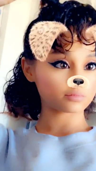 Ariana Grande Reveals Her Natural Curly Hair Under Ponytail
