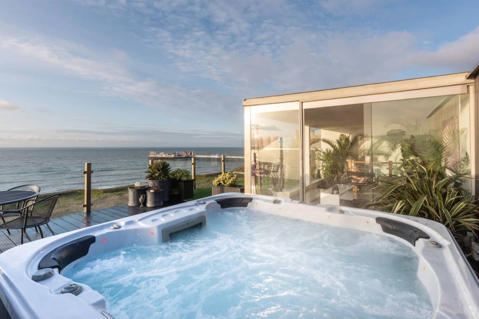 19 Best Holiday Cottages With Hot Tubs In The UK Glamour UK   Spectacular 