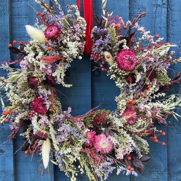Best Christmas Wreaths for 2020 for all tastes Glamour UK