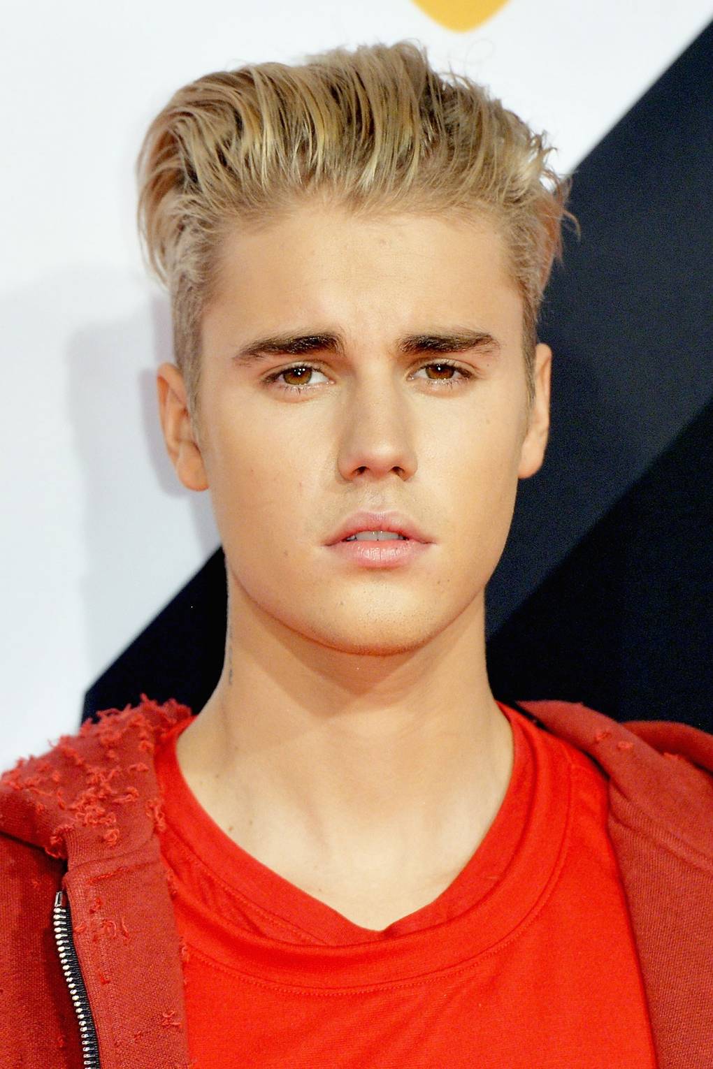 justin bieber's best hairstyles - hair styles over the years