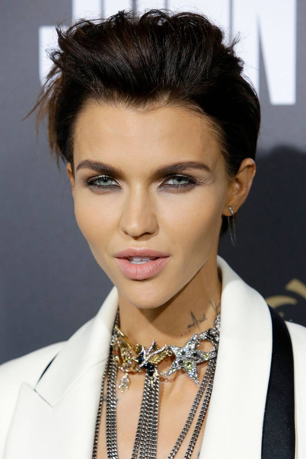 Ruby Rose Hair Makeup Best Beauty Looks Glamour Uk