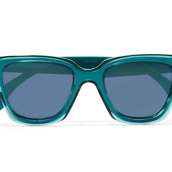 Tinted sunglasses and coloured shades trend: rose, orange, green tinted