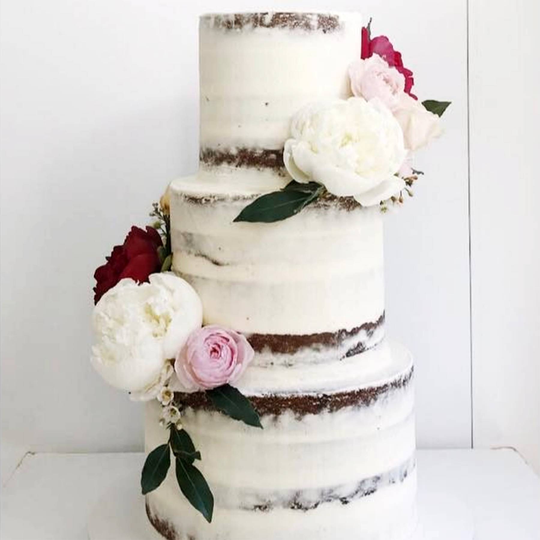 wedding cake trend_glamour_5jan18_insta_sq