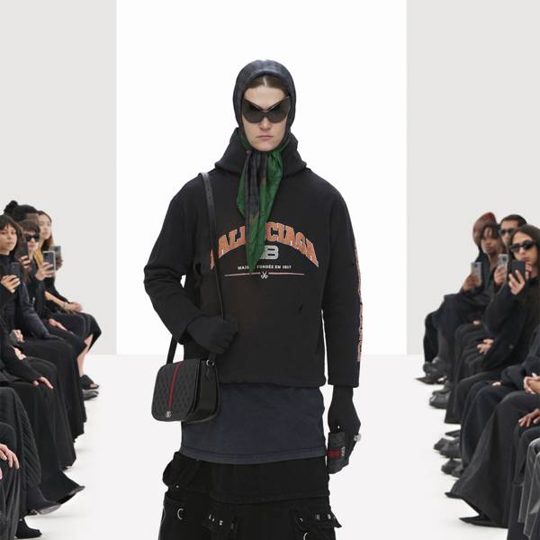 Balenciaga SS22 Deepfake Fashion Show Has Digital Clones