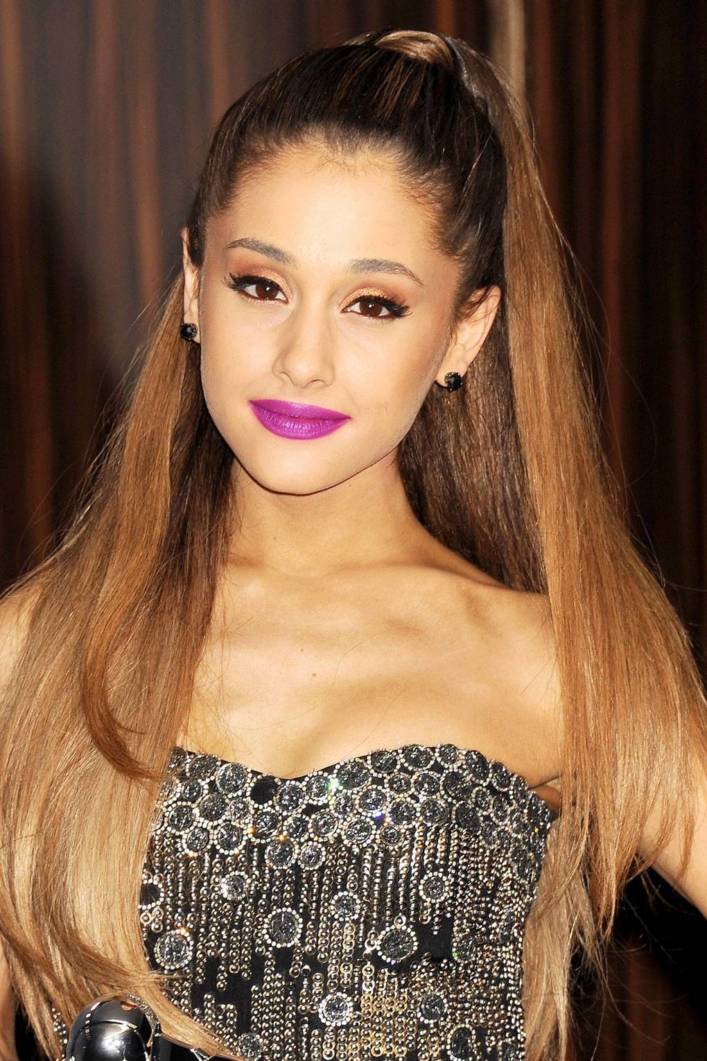 Ariana Grandes Best Hair Make Up Beauty Looks Glamour Uk