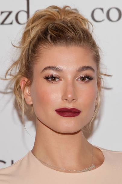 Hailey Baldwin Best Hair Makeup Looks Glamour Uk