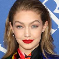 Gigi Hadid Naked On Vogue Paris - Pictures 2016 Glamour UK