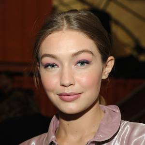 Gigi Hadid Naked On Vogue Paris - Pictures 2016 Glamour UK
