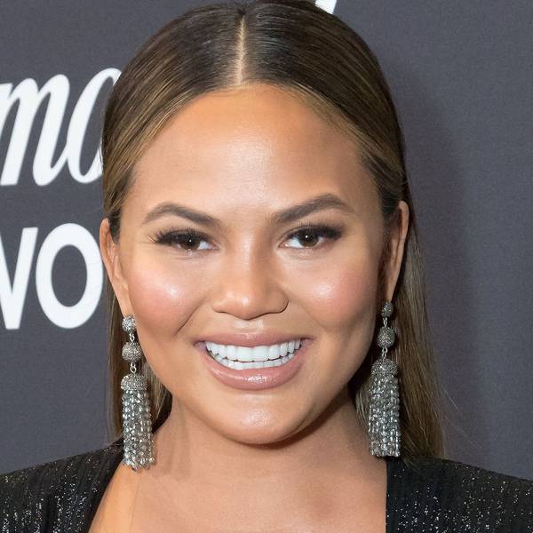 Chrissy Teigen's Best Hair & Beauty Looks | Glamour UK