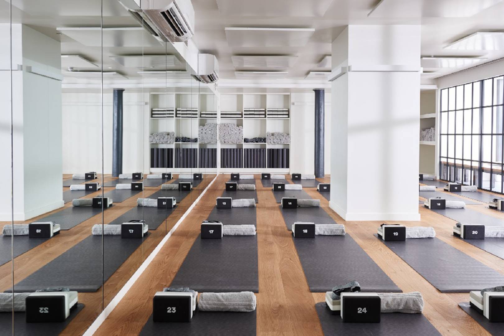 Best Yoga Classes In London The Top Studios Glamour Uk