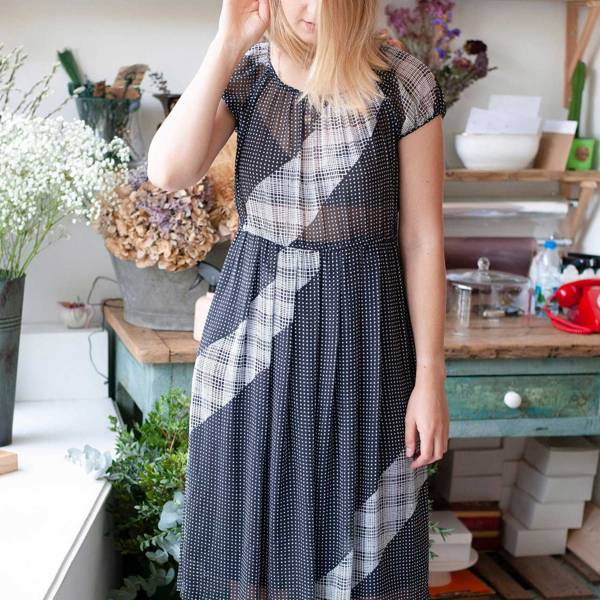 best etsy shops for vintage clothes