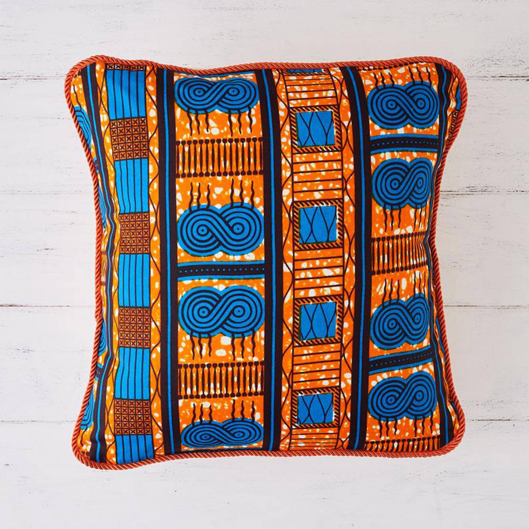 25 Best Cheap Decor Buys Under £50 25 BEST AND CHEAPEST READING PILLOW