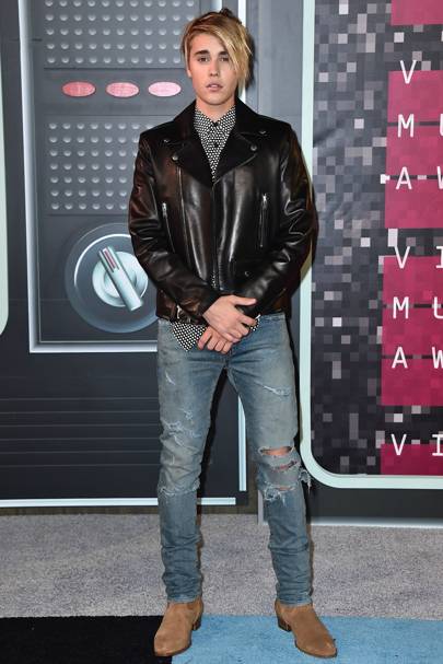 bieber vma outfit
