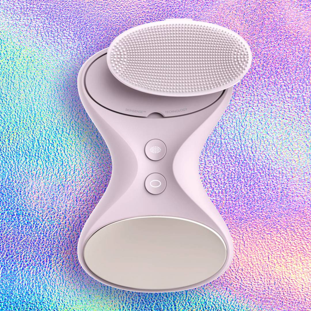 Image: This is how a high-tech cleansing brush could take your skincare regime to the next level