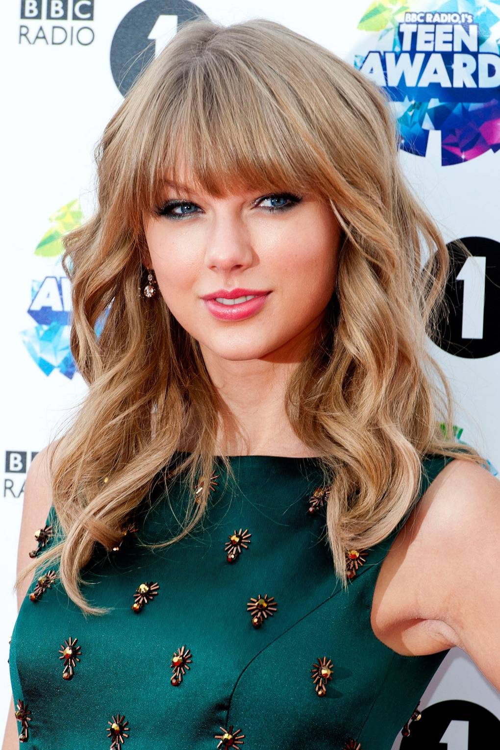Taylor Swift Hair Make Up Ideas Hair Style Beauty Pictures Glamour Uk