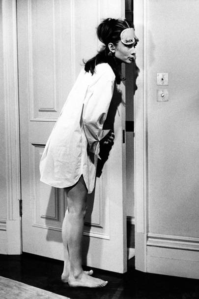 audrey hepburn white shirt breakfast at tiffany's