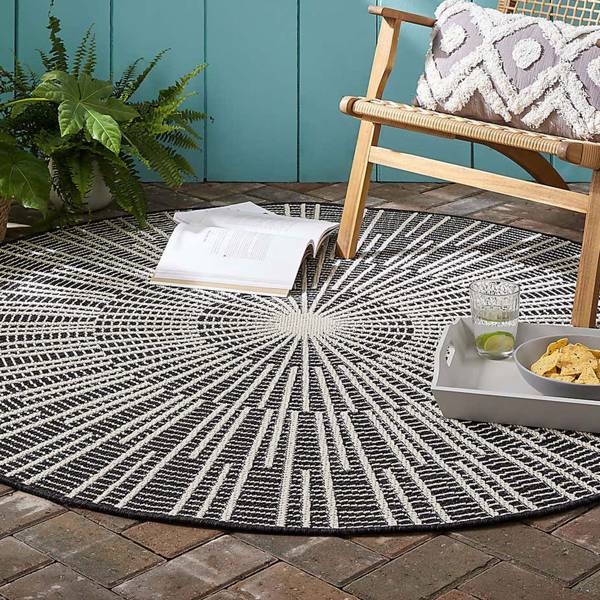 21 Best Rugs of 2021 To Add Character To Your Home Glamour UK