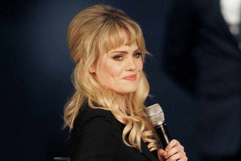 Welsh Singer Duffy To Quit Music Celebrity News & Gossip Glamourcom.