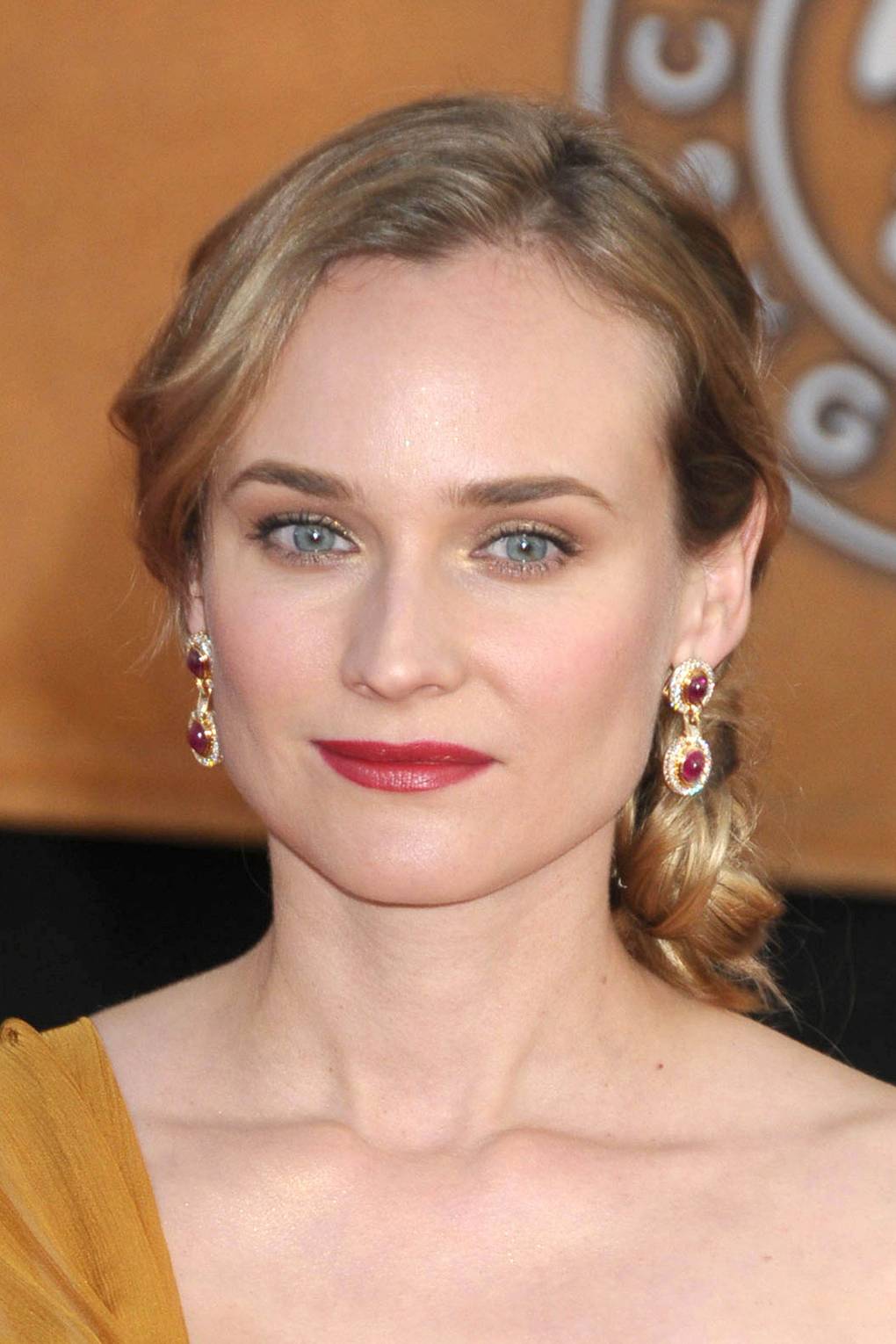 Diane Kruger hair - best celebrity hairstyles | Glamour UK