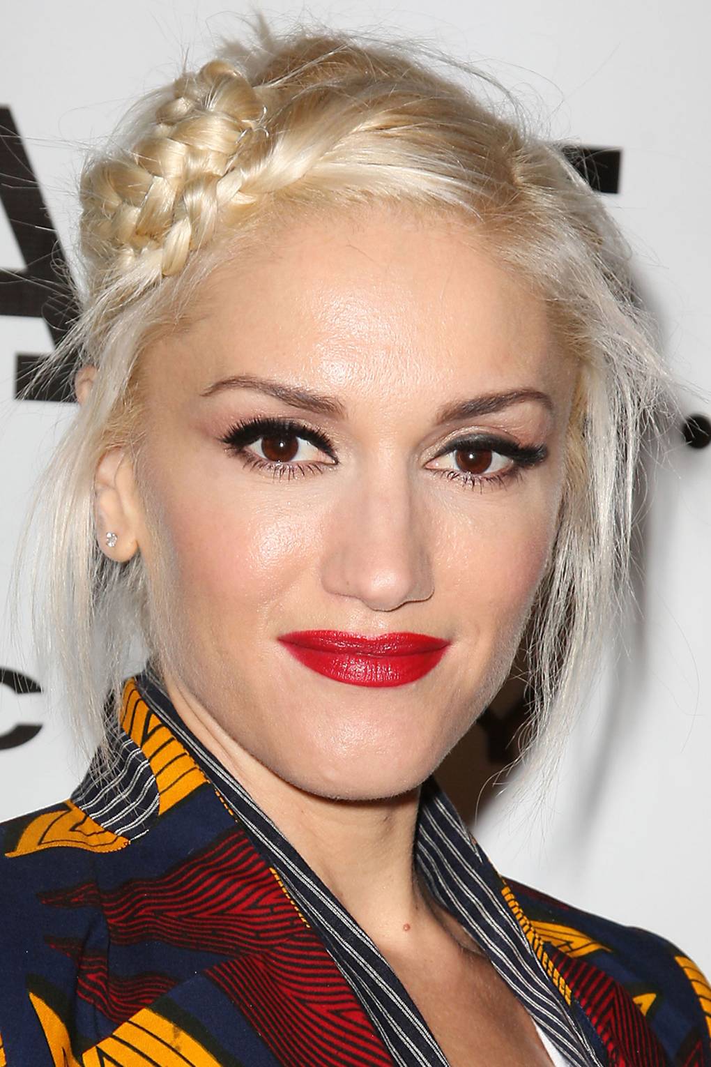 Gwen Stefani Look Book celebrity hair hairstyle makeup pictures