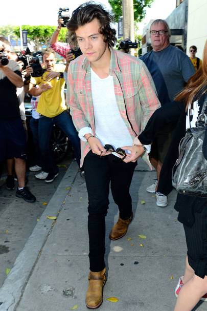 clothes harry styles has worn