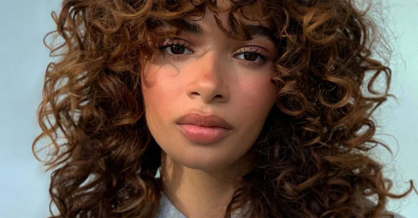 The Curly Shag Has Tons Of Pretty Texture Here S 7 Ways To Wear It Glamour Uk