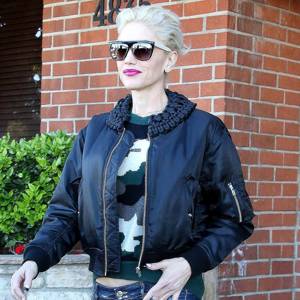 Celebrities wearing bomber jackets - winter celebrity style & outfits