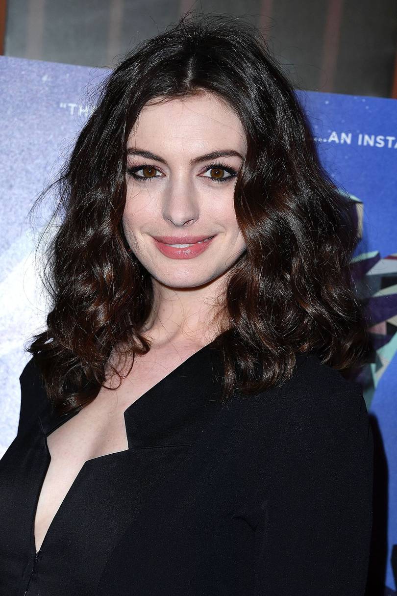 Why does everyone hate Anne Hathaway? | Glamour UK