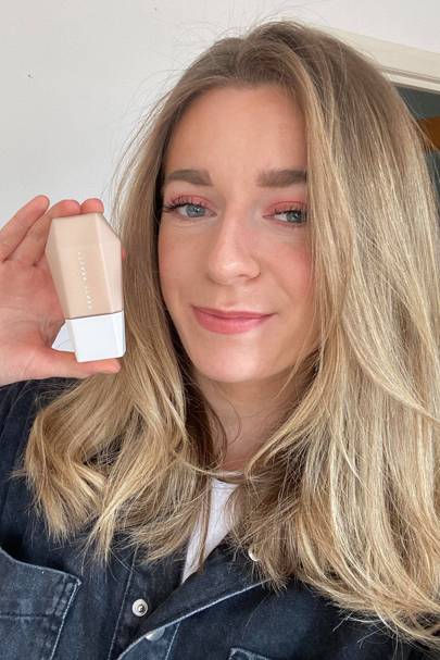 Fenty Beauty Eaze Drop Blurring Skin Tint Review Glamour Uk