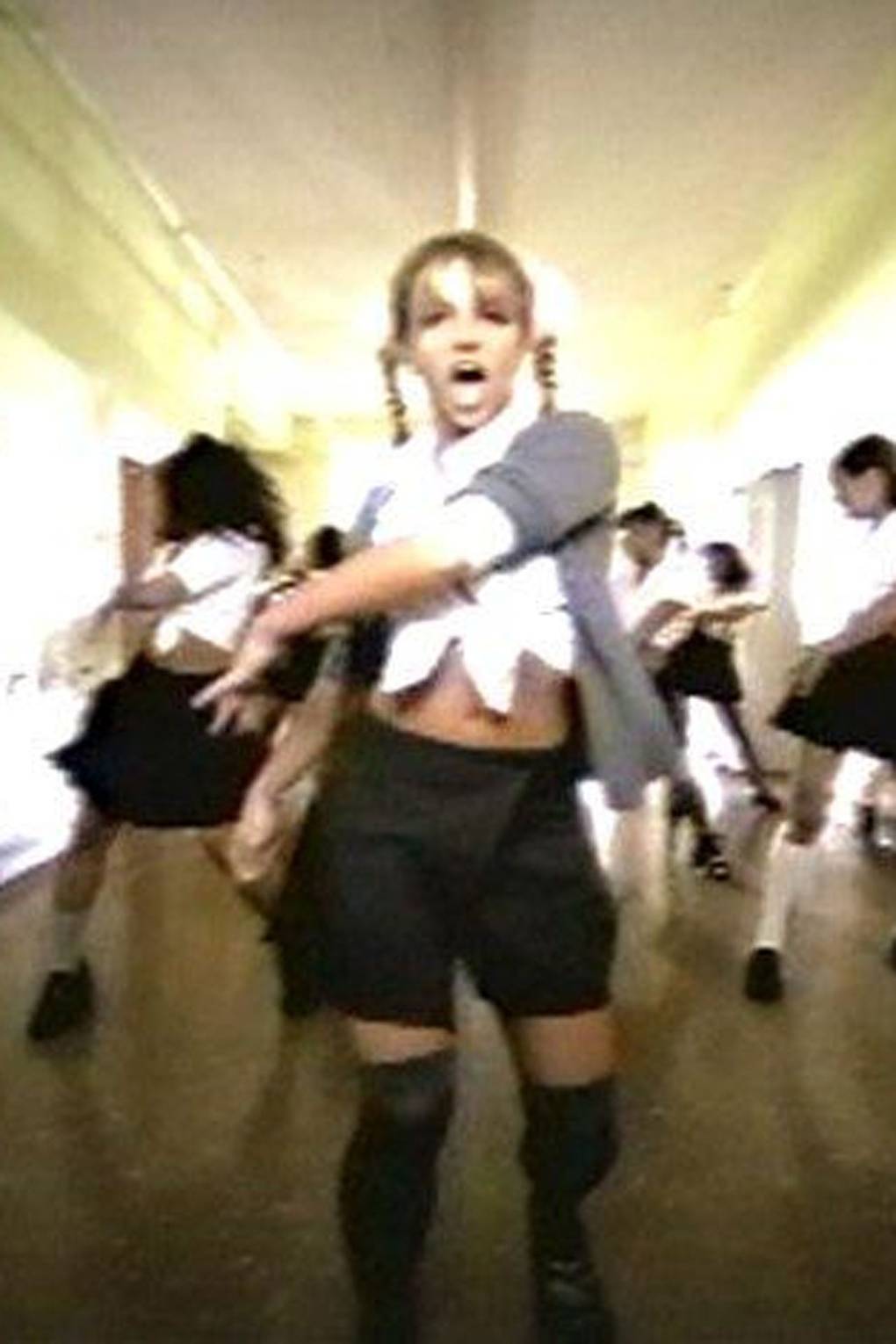 Britney Spears Her Life In Pictures From Baby One More Time To Freebritney Glamour Uk