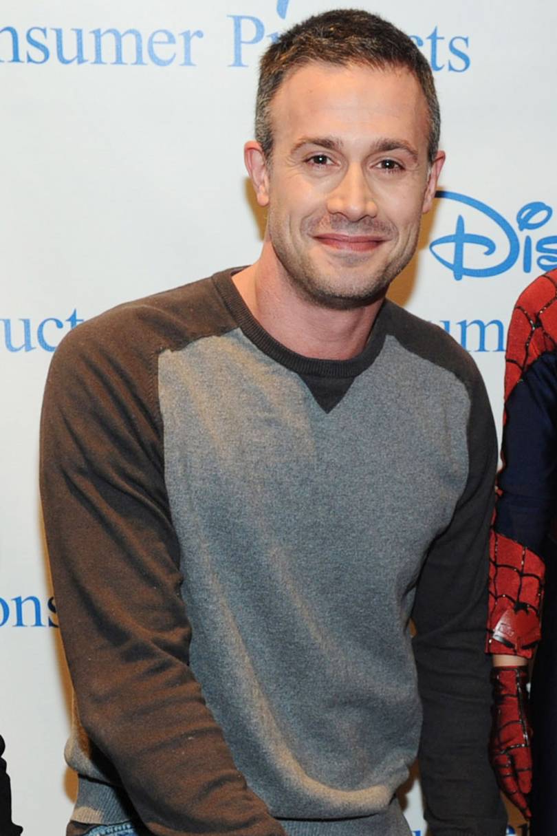 Freddie Prinze Jr Spinal Surgery learning to walk again Glamour UK