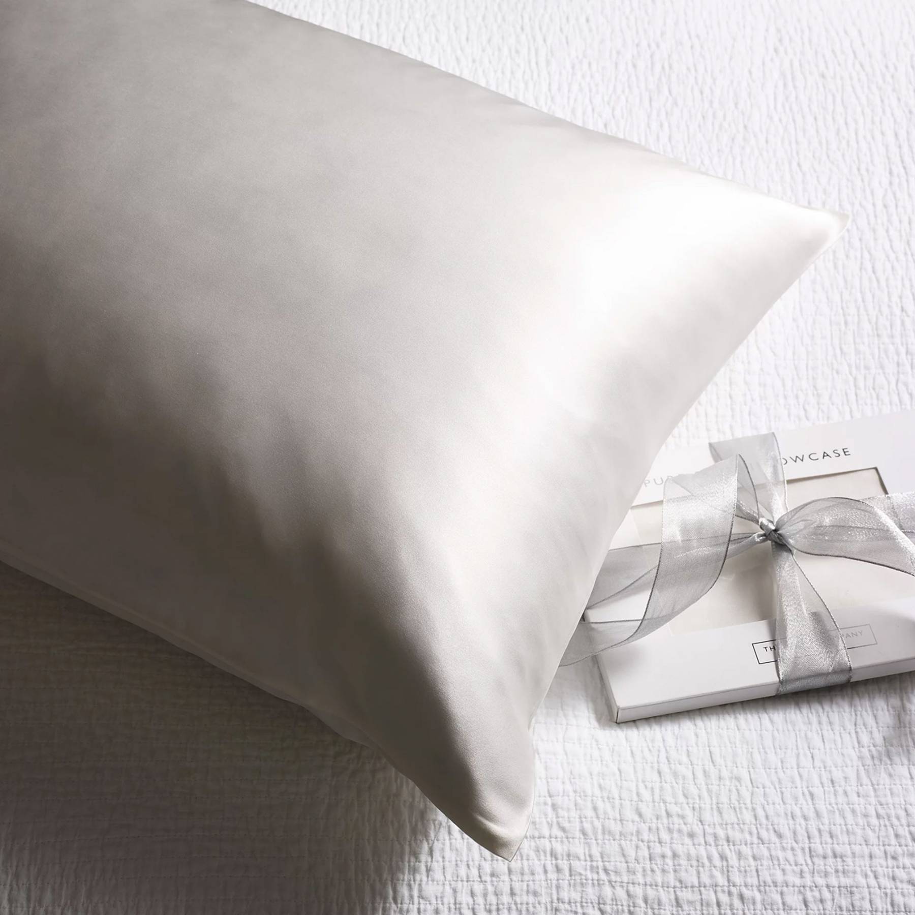 15 Best Silk Pillowcases Mulberry Silk Satin Styles To Shop Glamour UK