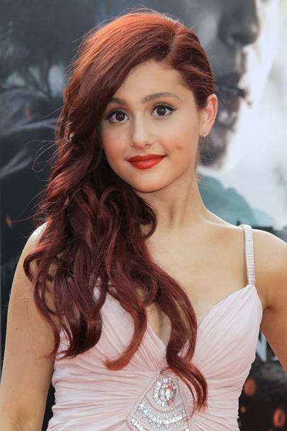 Ariana Grandes Best Hair Make Up Beauty Looks Glamour Uk